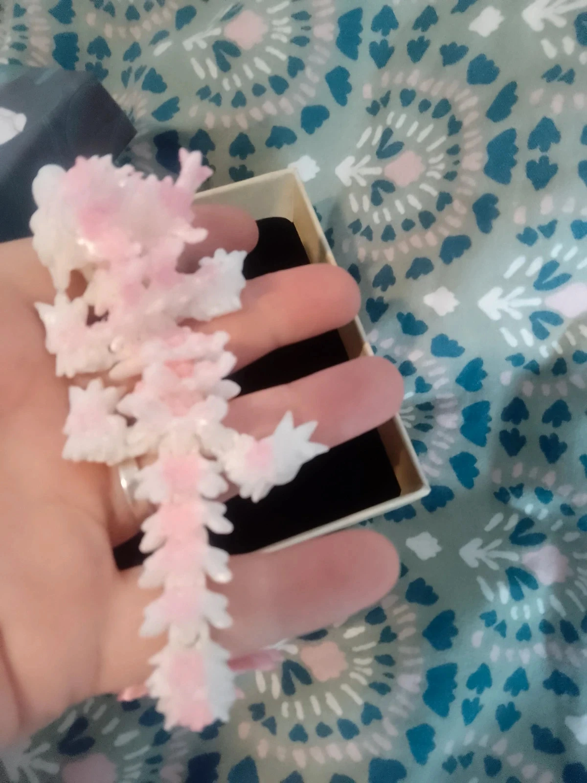 Kawaii articulated pink and white rose dragon figurine – photo 3